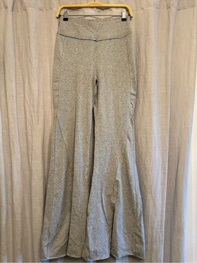 FP Movement Free People Grey Flare High Waisted Split Hem Pants Size M Like New